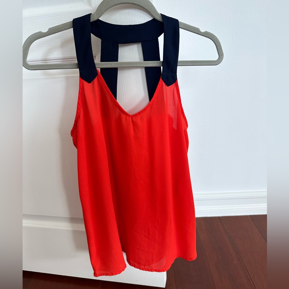 Miami coral navy top size small